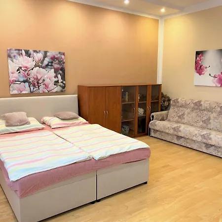 Holicak Apartman Alamóc